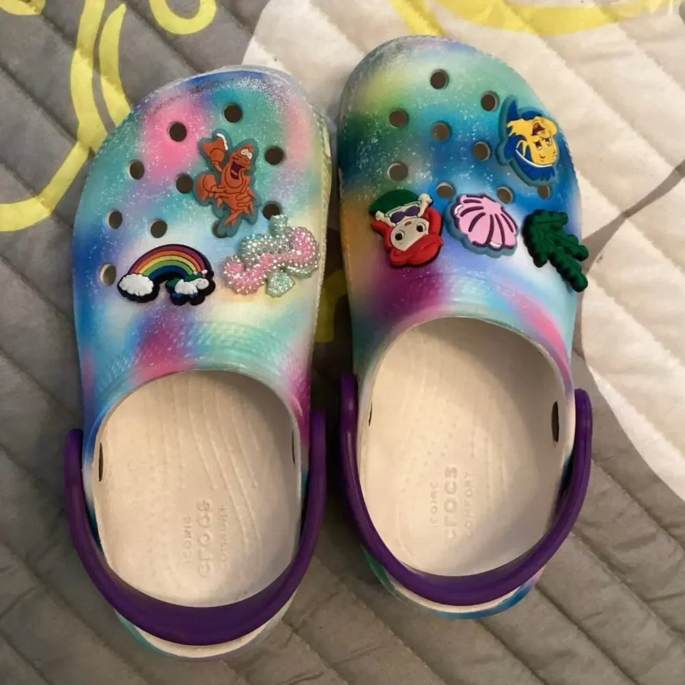 CROCS classic clogs
